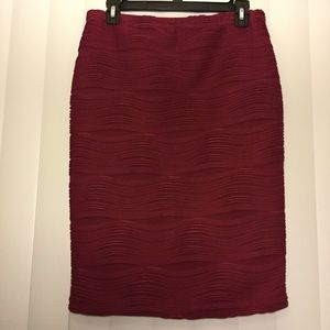 Wavy Patterned Pencil Skirt 💎💎💎